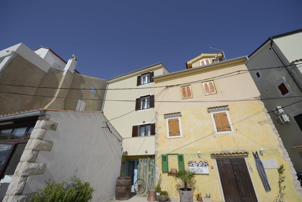Apartments Riva Baška Dış mekan fotoğraf